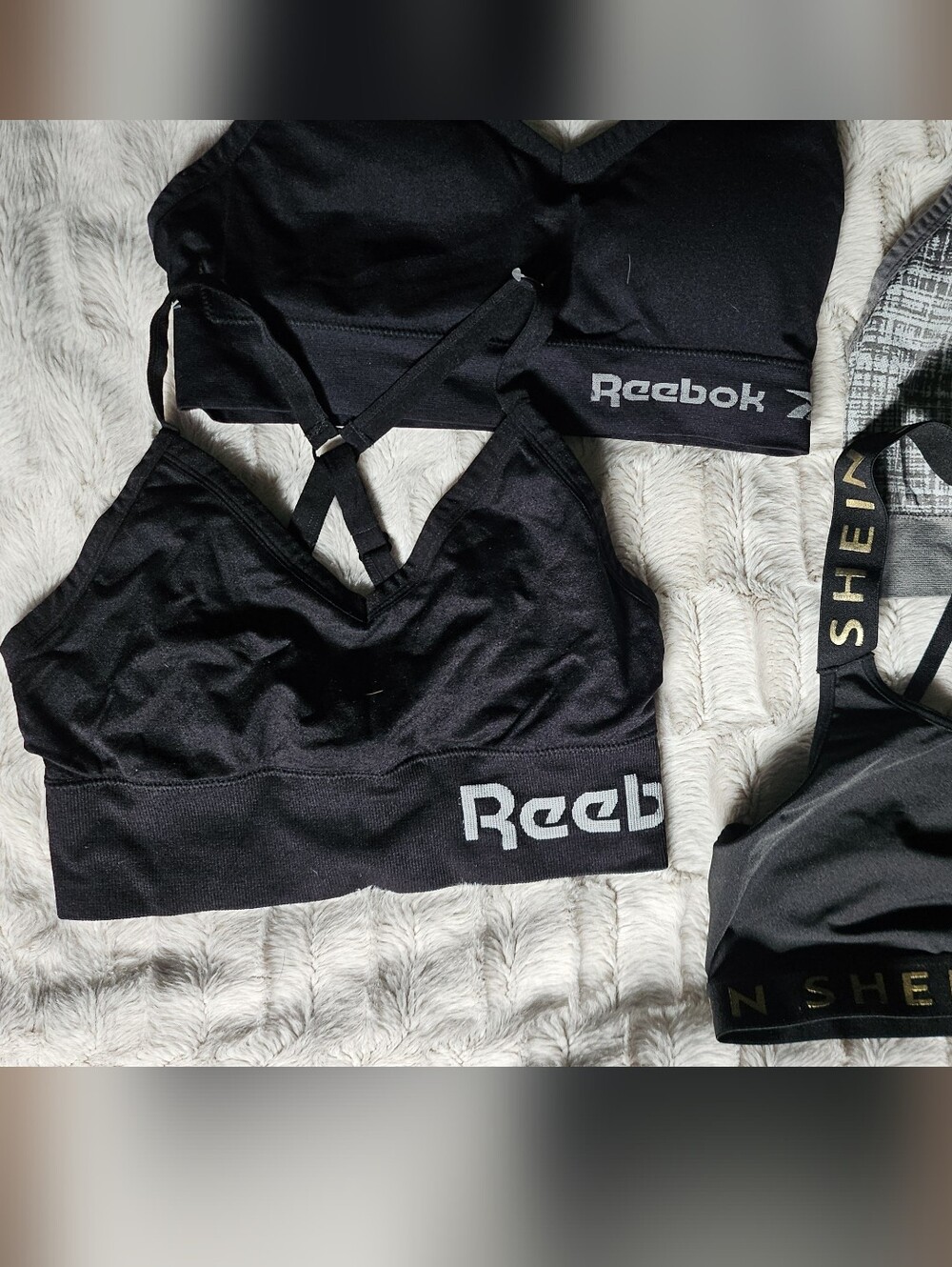 Reebok Black Crossback Seamless Sports Bralette